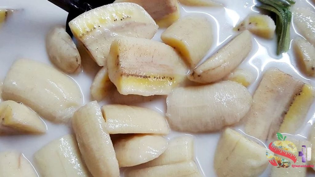 กล้วยบวชชี2 1024x576 - 椰 奶 香 蕉 味道香甜