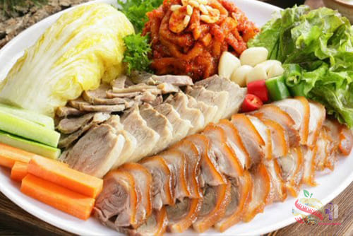 โพซัมจากเกาหลี 2 - Bossam 食谱 来自韩国的猪肉和