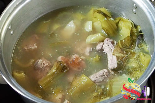 ใช้216 03 ต้มซุปผักกาดกระป๋อง1 - 煮汤 Boiled Soup