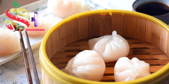 Shrimp dumpling, Hong Kong 有嚼劲的虾饺“香港虾饺”是很多人最喜欢的食物。Shrimp dumpling, Hong Kong   “虾饺，香港” 虾饺，吃起来方便，随时可以吃，人人都可以吃。